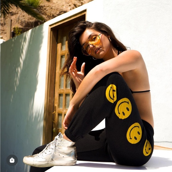 NWOT AVIATOR NATION SMILEY 2 LIGHT WEIGHT SWEATPANTS - BLACK - Picture 2 of 10